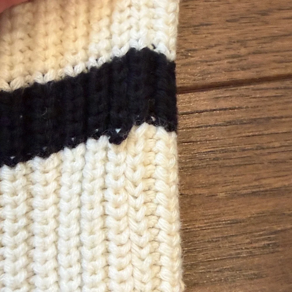 H&M Cream and Black Striped Crewneck Sweater - Picture 4 of 7